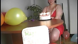 BBW BDAY CANDLES IN PUSSY CHUBBY ASS